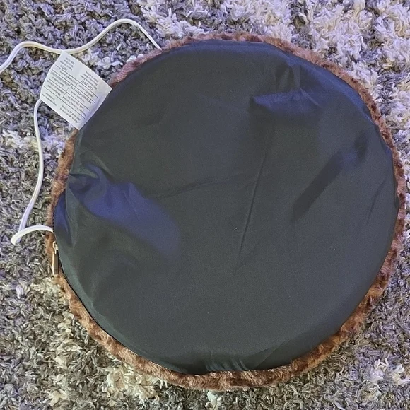 K&H Heated Pet Bed - Picture 3 of 5